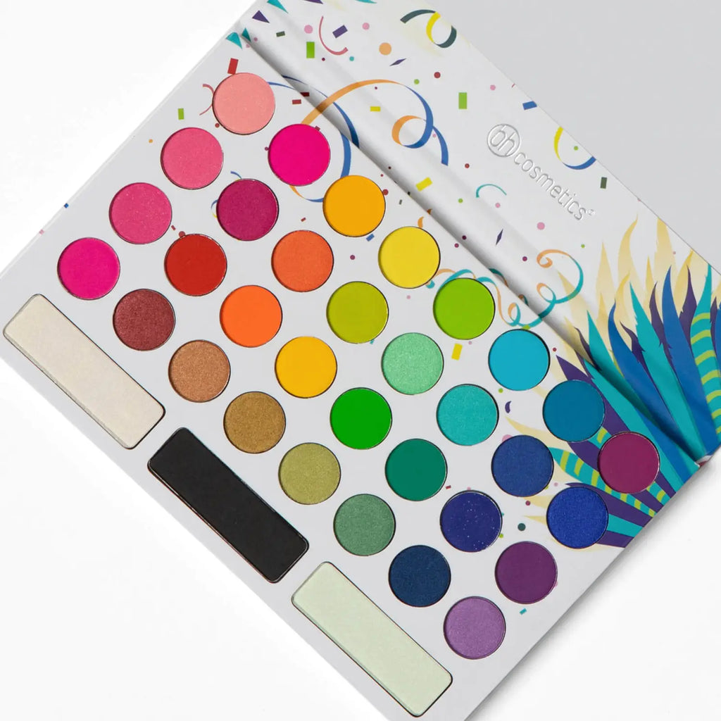 13872925-2584964320669140_1024x1024 Eyeshadow palette - Image 1