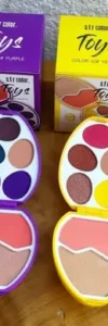Eyeshadow palette